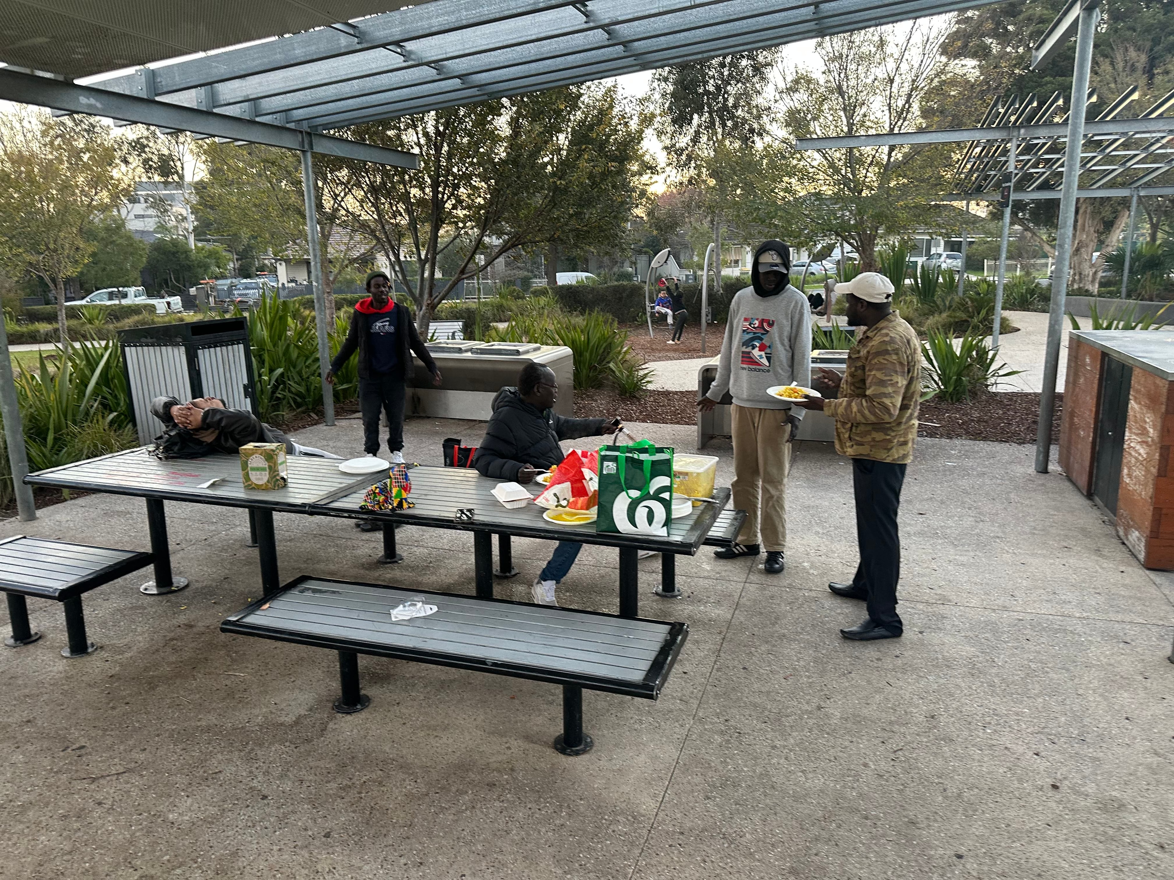 Closing the Weekend with Community — photo 4
